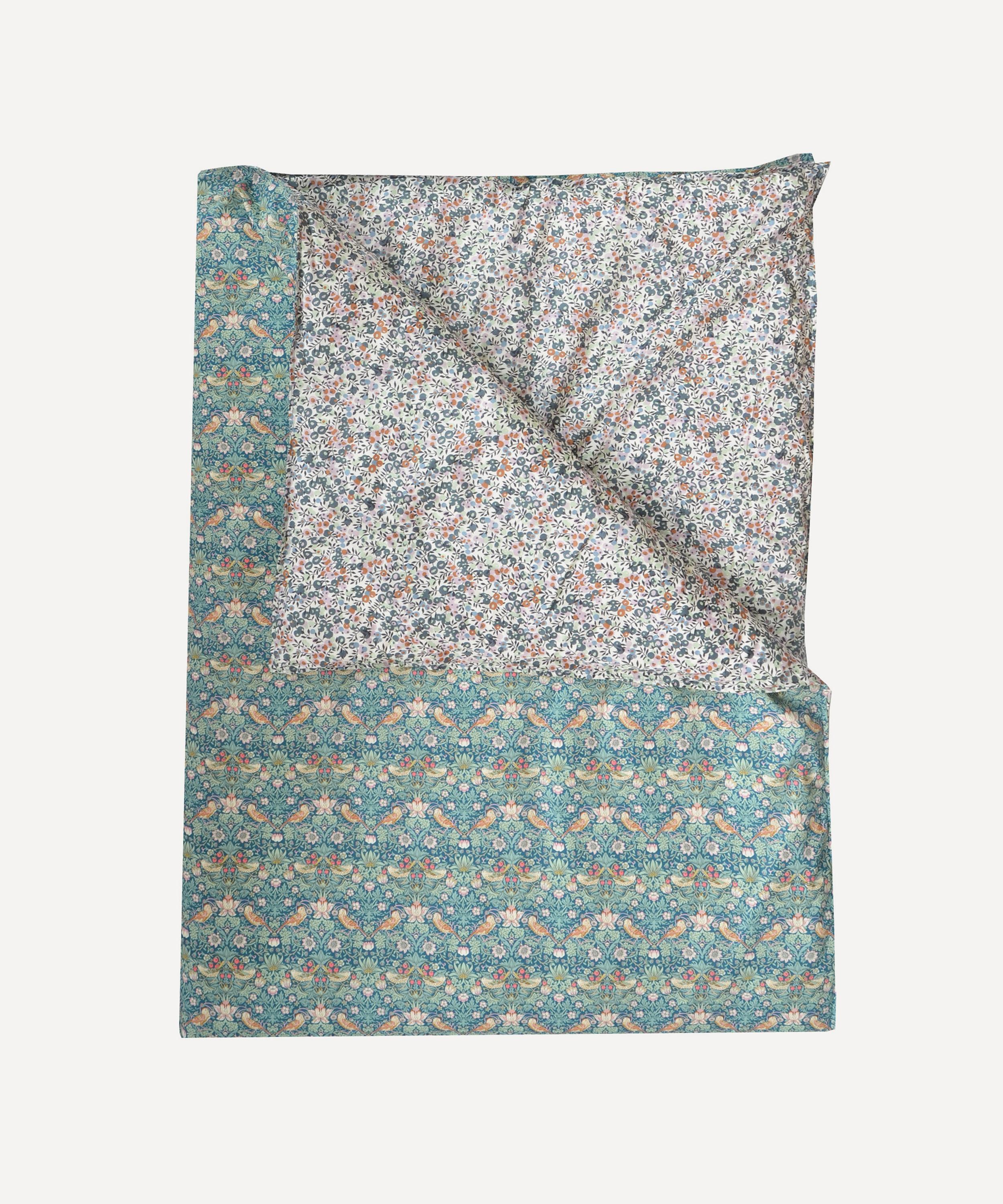 Coco & Wolf - Strawberry Thief and Wiltshire Organic Single Heirloom Quilt image number 3