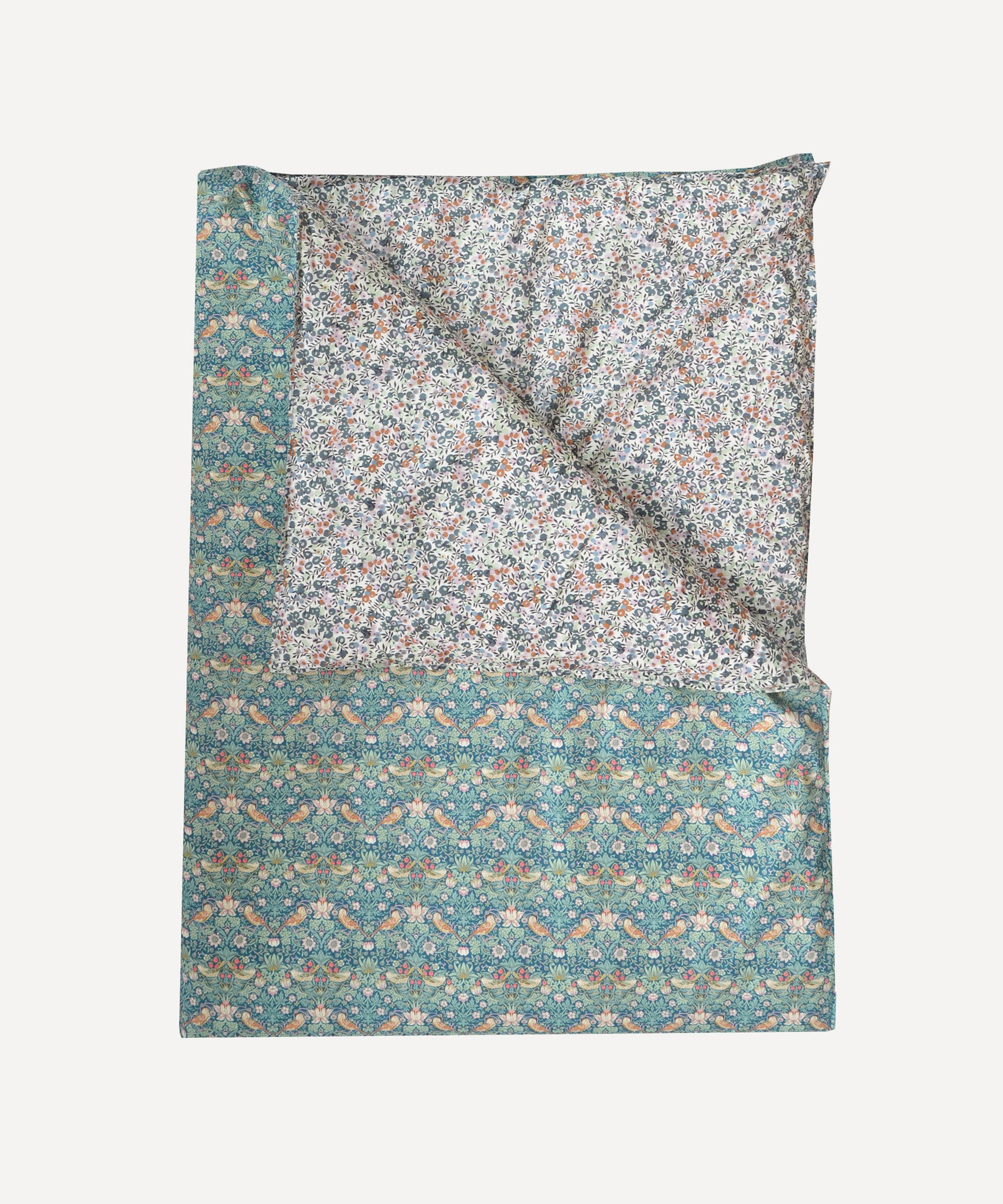 Coco & Wolf - Strawberry Thief and Wiltshire Organic Double Heirloom Quilt image number 3