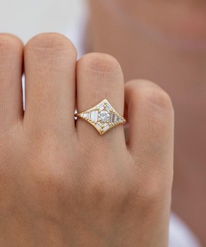 Artemer - 18ct Gold Baguette Diamond Star Engagement Ring image number 1