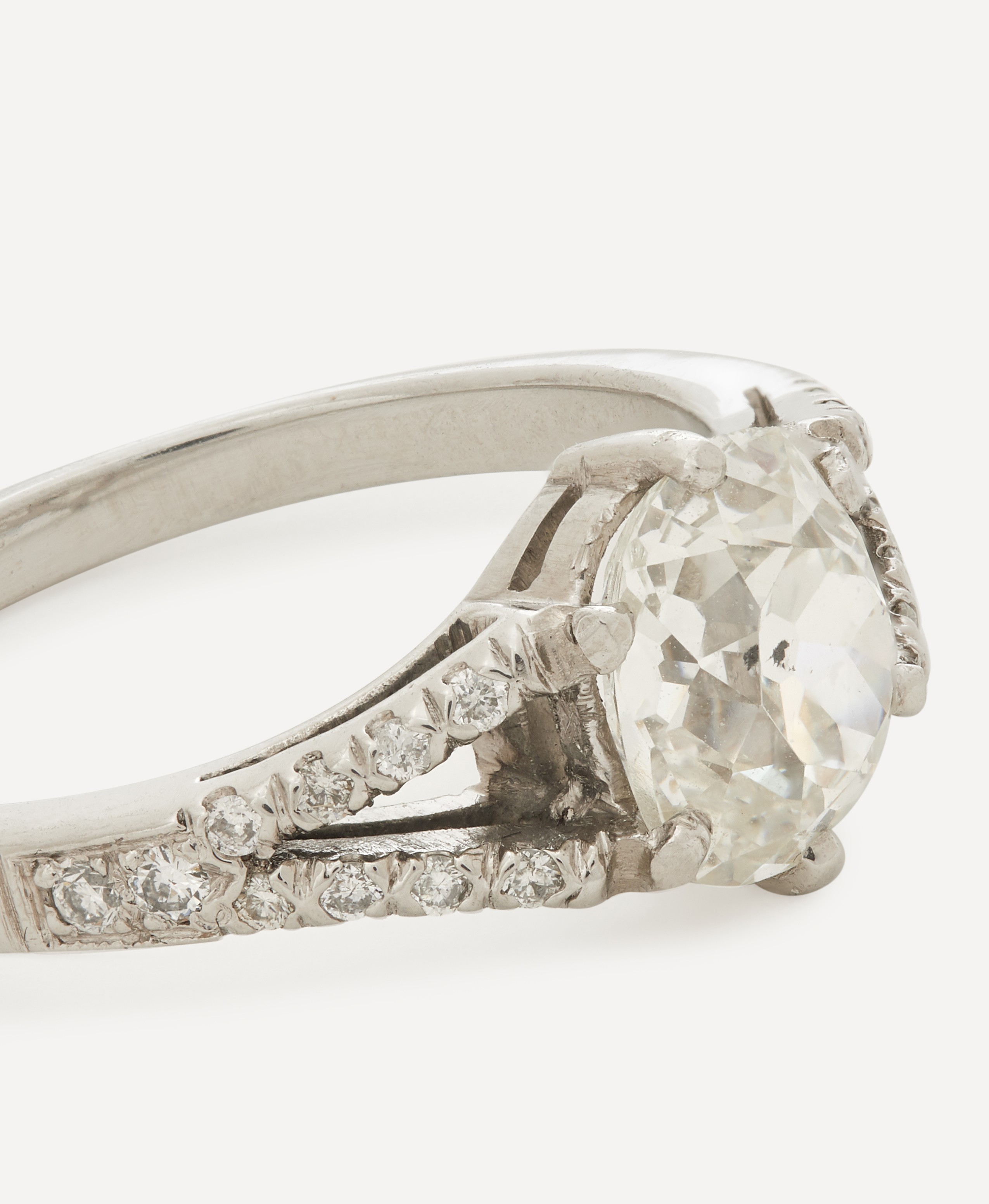 Kojis - Platinum Old Cut Diamond Ring image number 3