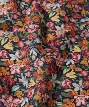 Liberty Fabrics - Royal Garland Tana Lawn™ Cotton image number 3