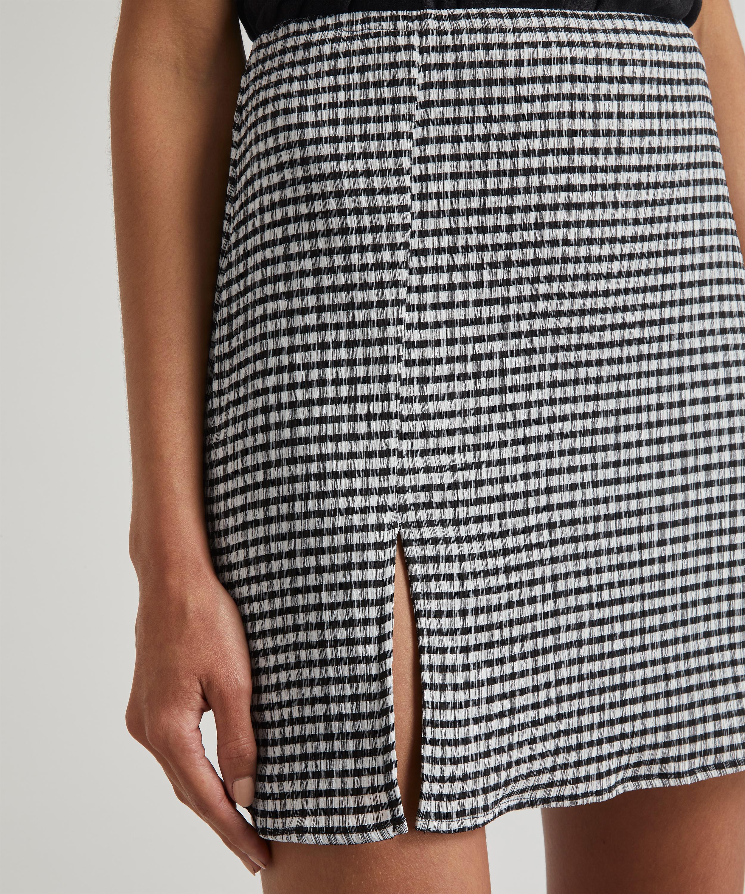 Lisa Says Gah - Sisi Mini-Skirt image number 4