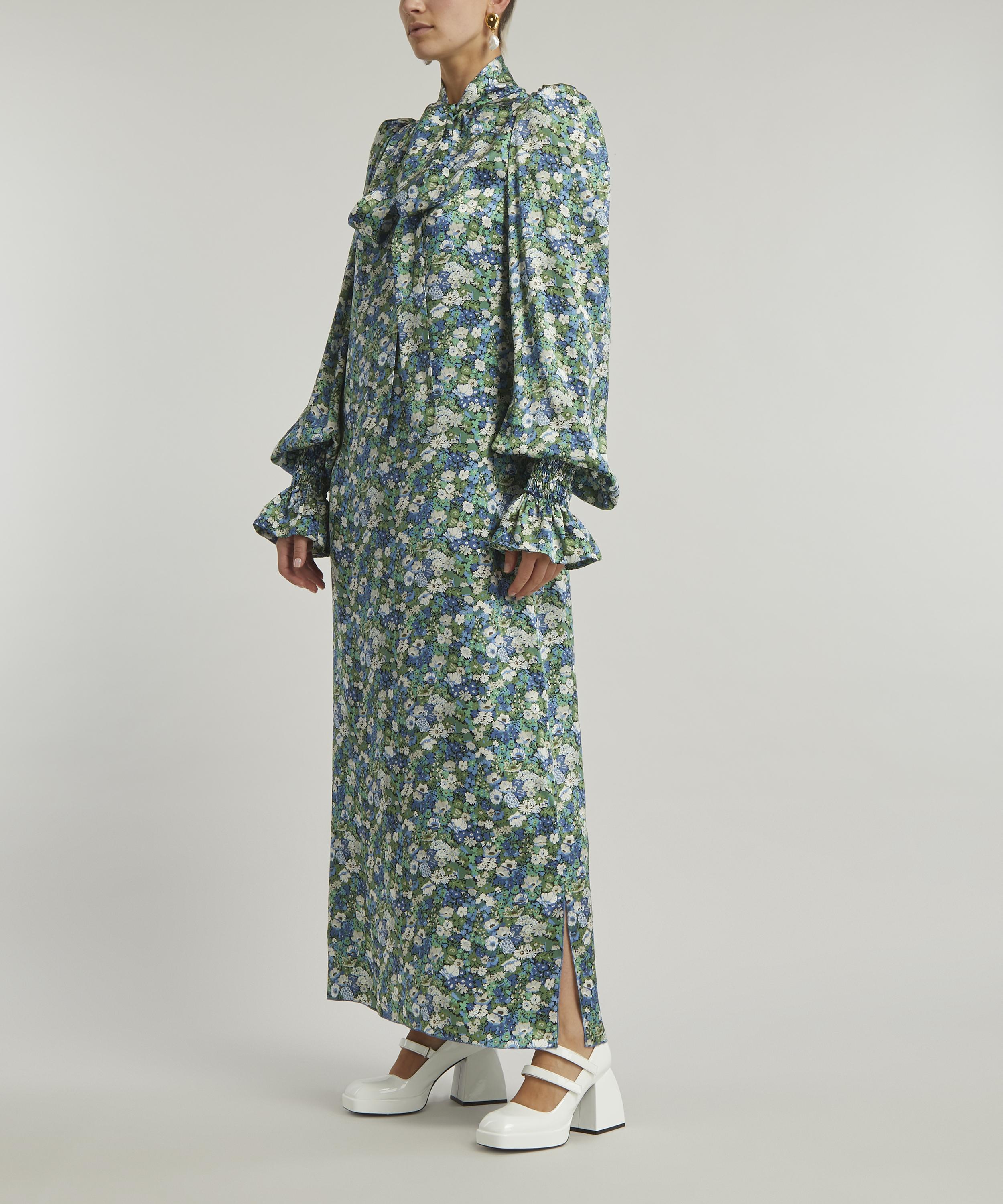 The Vampire's Wife - The Fortune Teller Robe image number 2