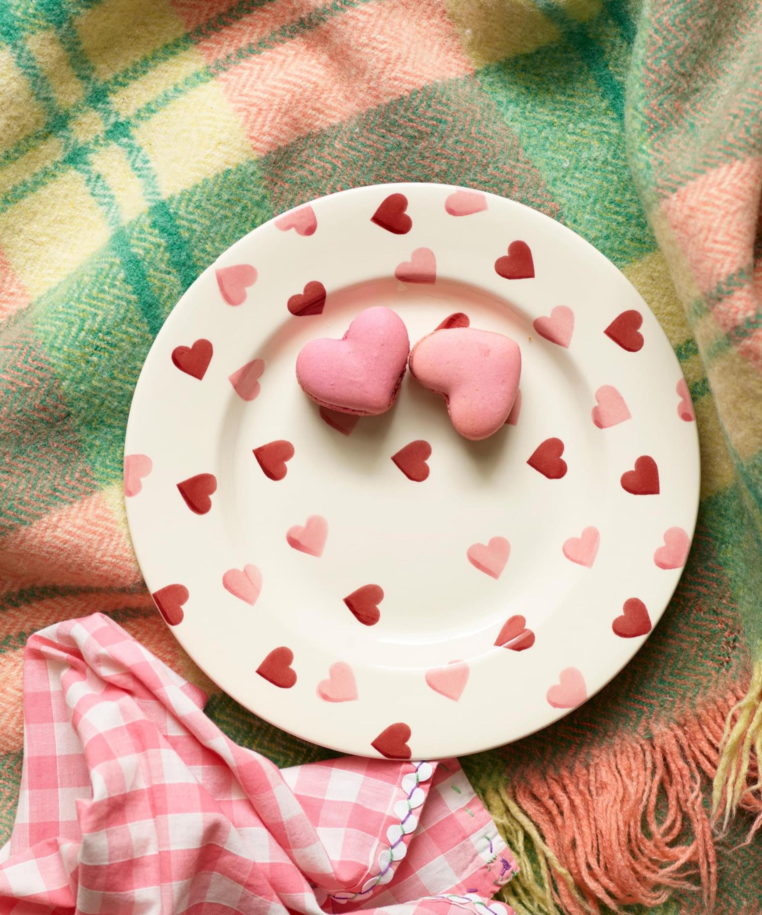Emma Bridgewater - Pink Hearts 8.5-Inch Plate image number 2