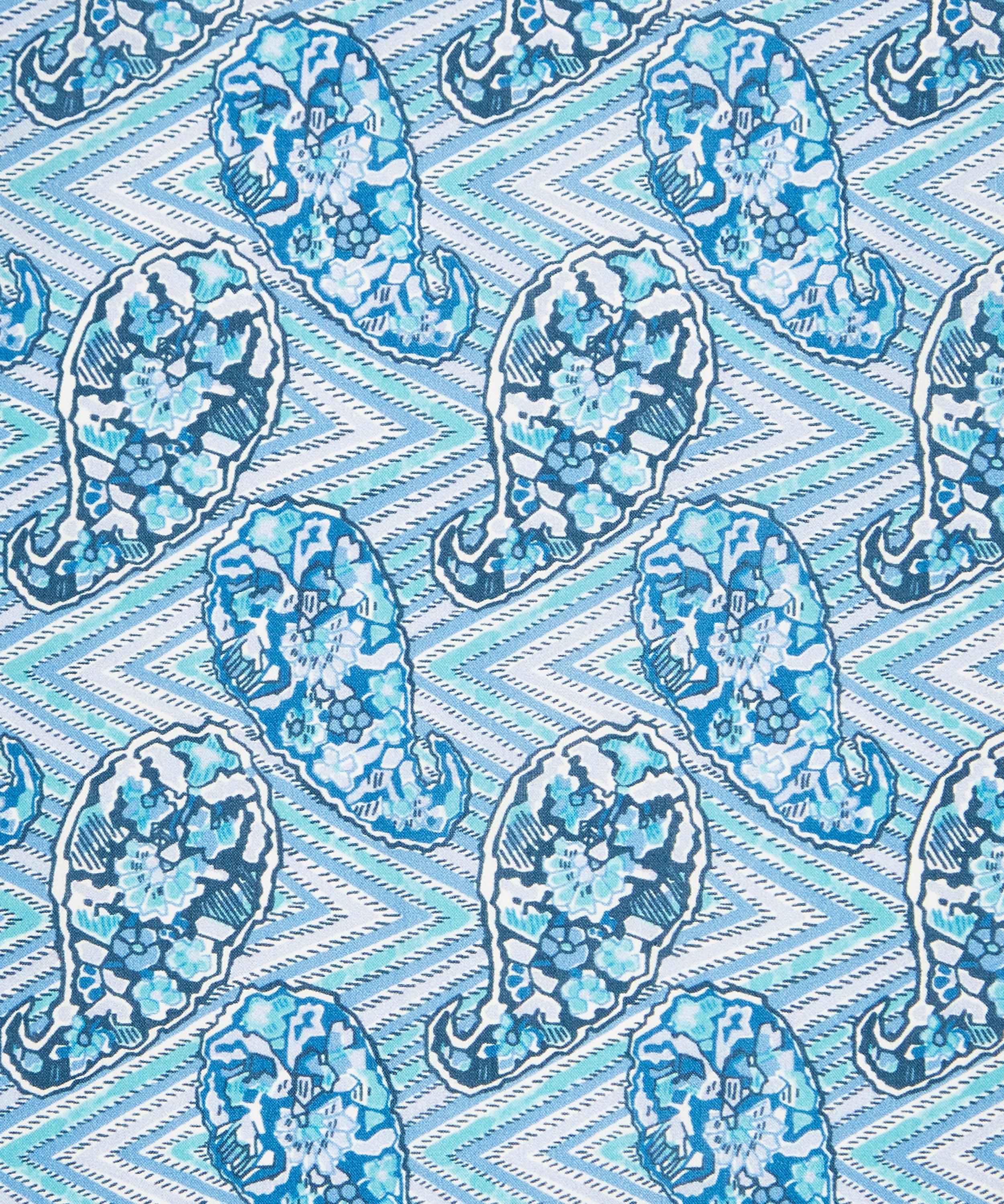 Liberty Fabrics - Zig-Zag Paisley Organic Tana Lawn™ Cotton image number 0