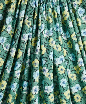 Liberty Fabrics - Wild Rosinda Organic Tana Lawn™ Cotton image number 2