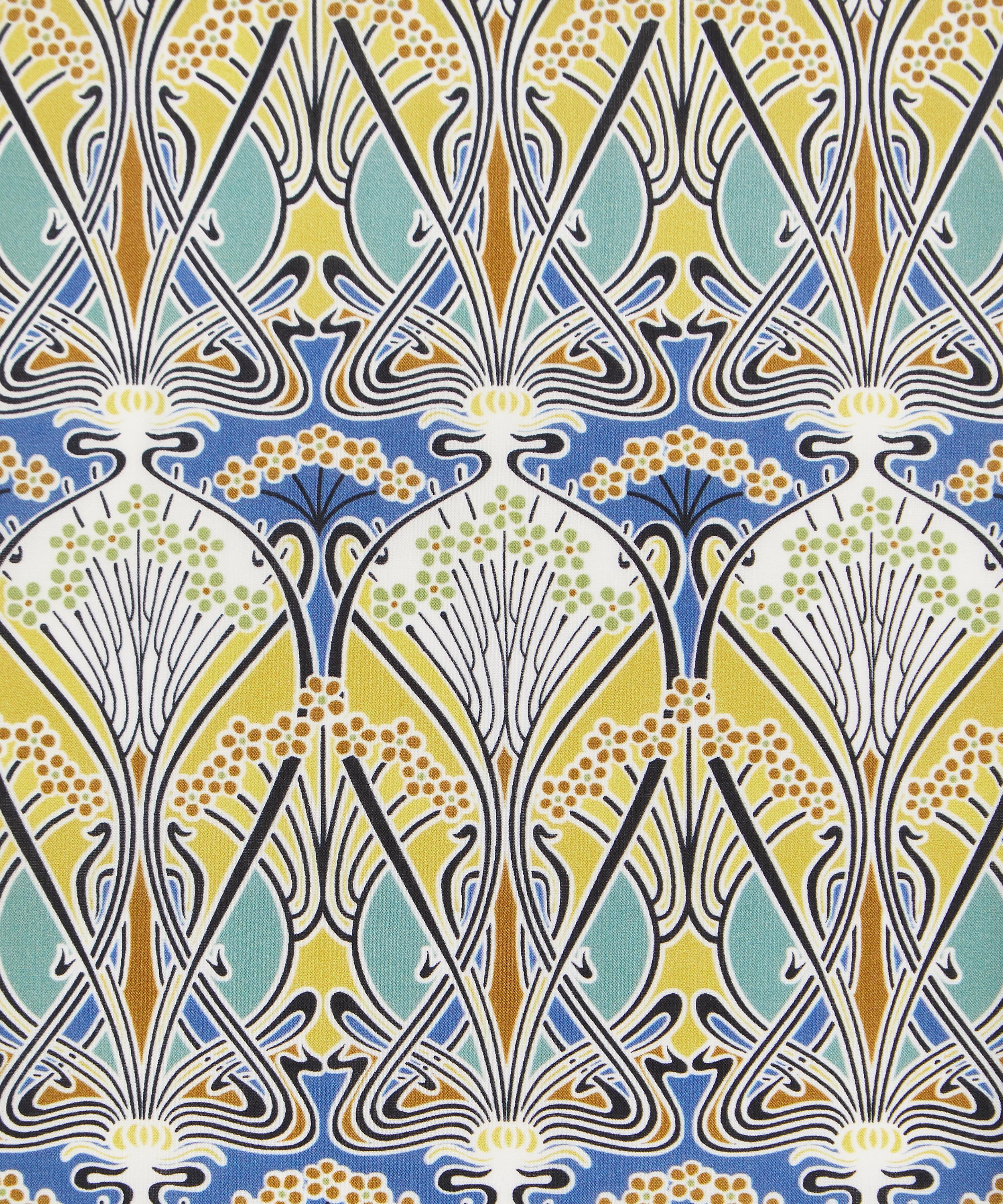 Liberty Fabrics - Ianthe Organic Tana Lawn™ Cotton image number 0