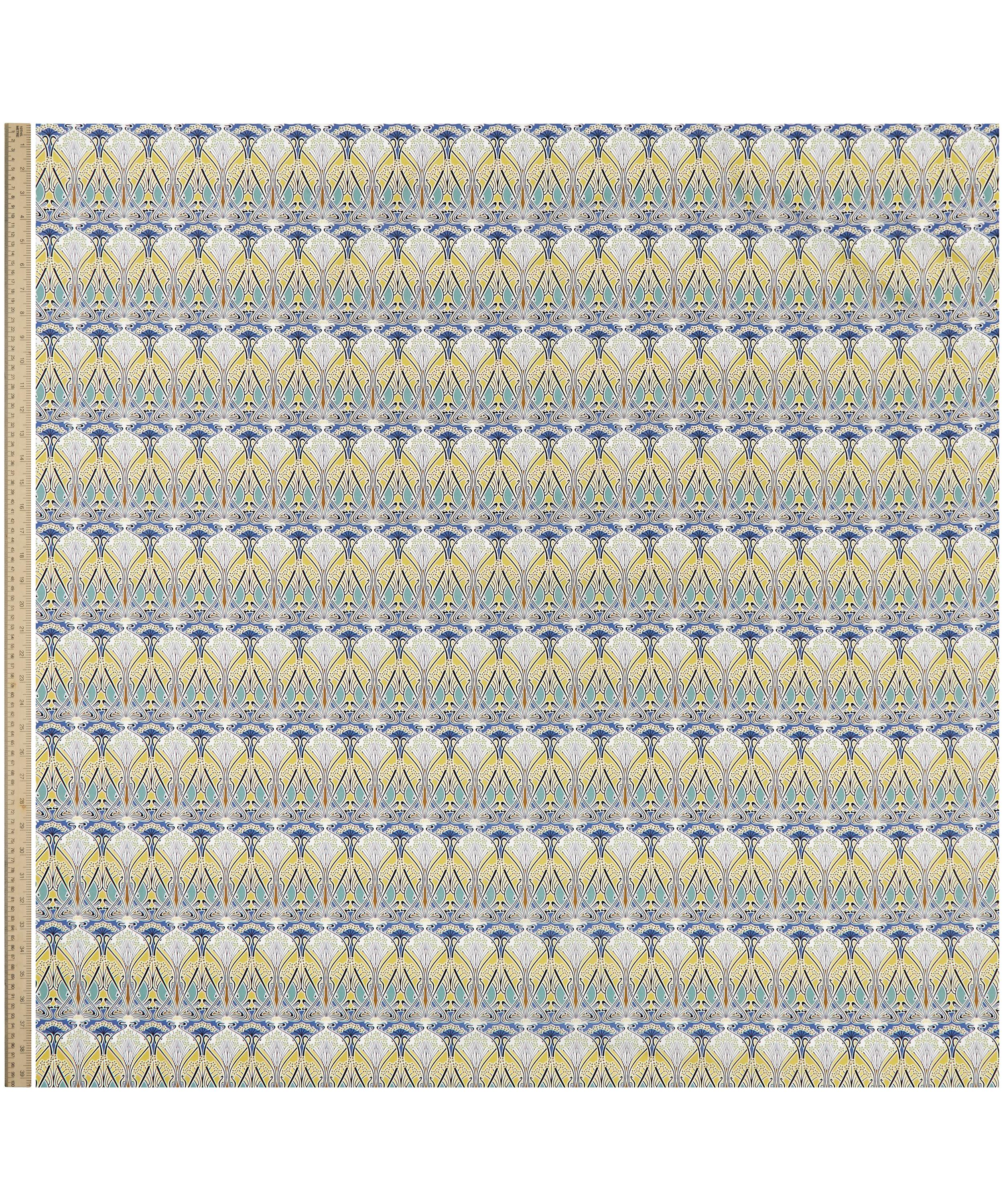 Liberty Fabrics - Ianthe Organic Tana Lawn™ Cotton image number 1