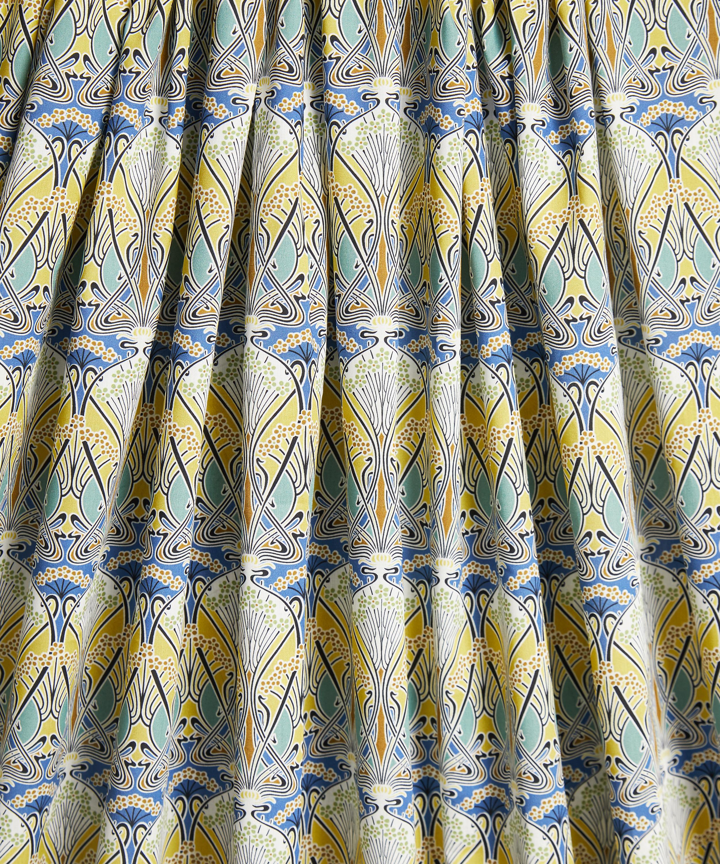 Liberty Fabrics - Ianthe Organic Tana Lawn™ Cotton image number 2