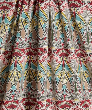 Liberty Fabrics - Ianthe Organic Tana Lawn™ Cotton image number 2