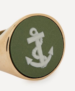 Ferian - 9ct Gold Wedgwood Anchor Round Signet Ring image number 3