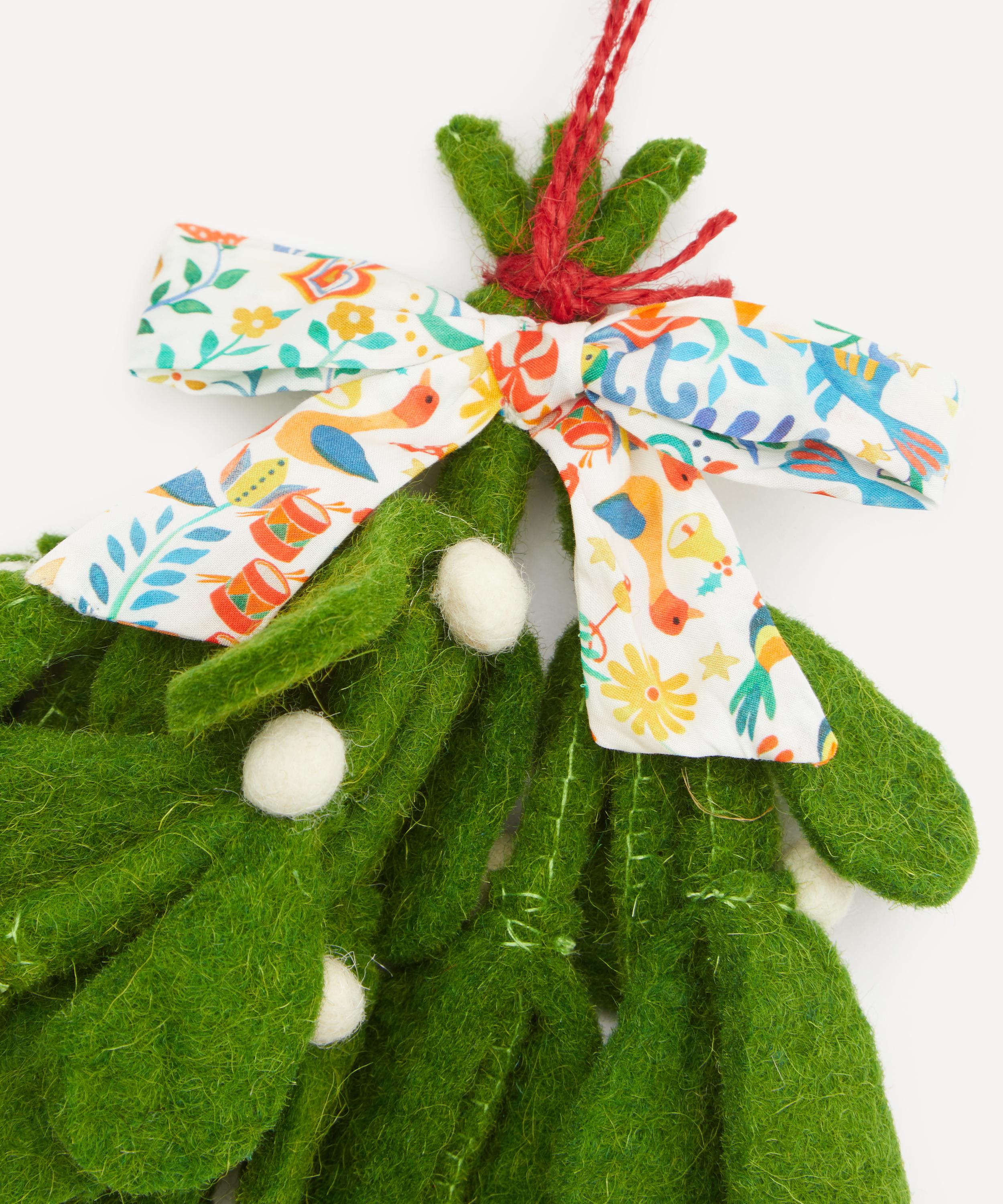 Christmas - 12 Days of Christmas Liberty Print Mistletoe Sprig image number 2