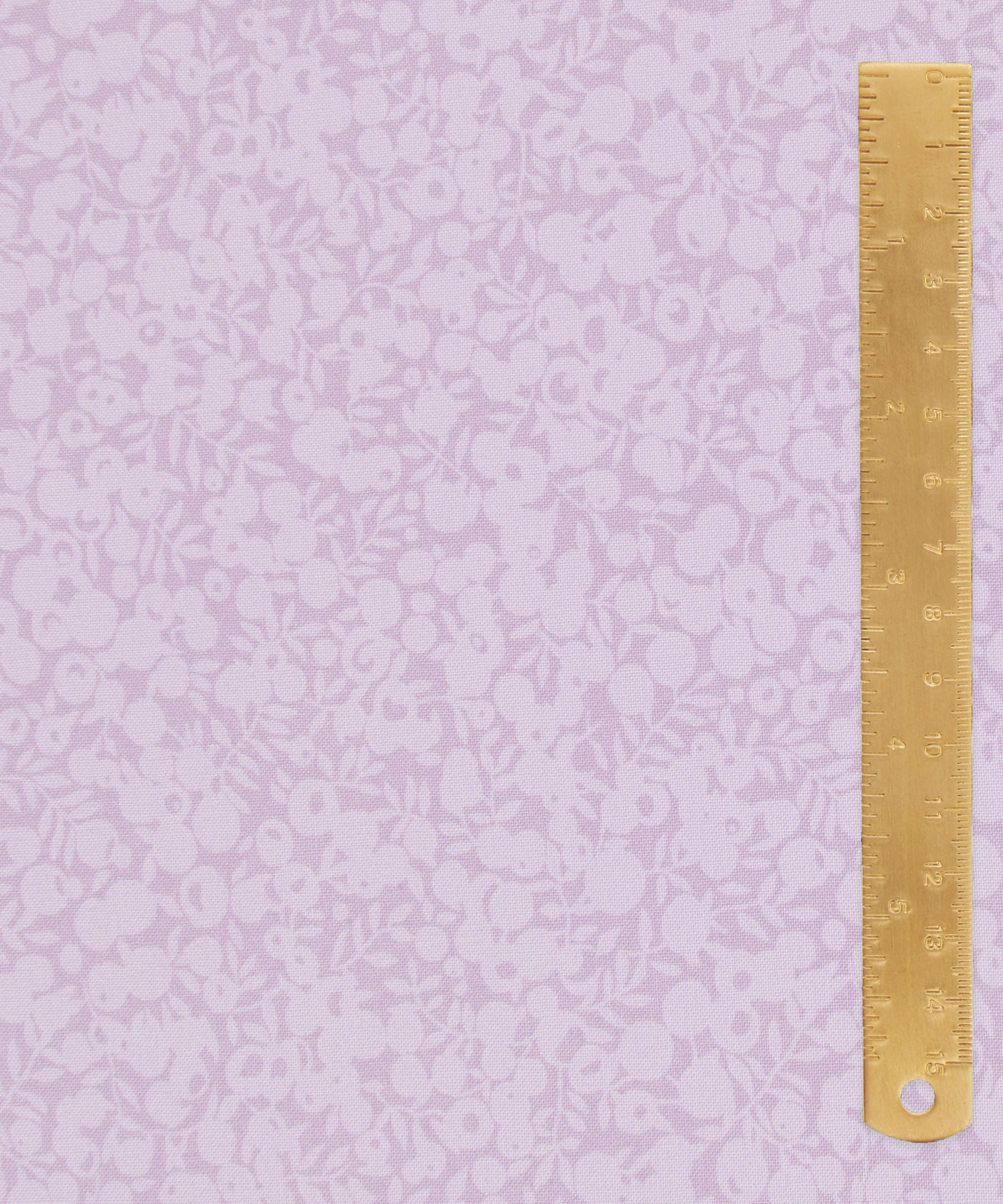Liberty Fabrics - Dusted Violet Wiltshire Shadow Lasenby Quilting Cotton image number 4