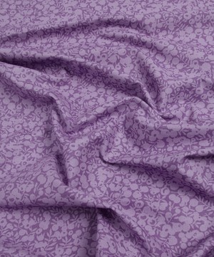 Liberty Fabrics - Hyacinth Wiltshire Shadow Lasenby Quilting Cotton image number 3
