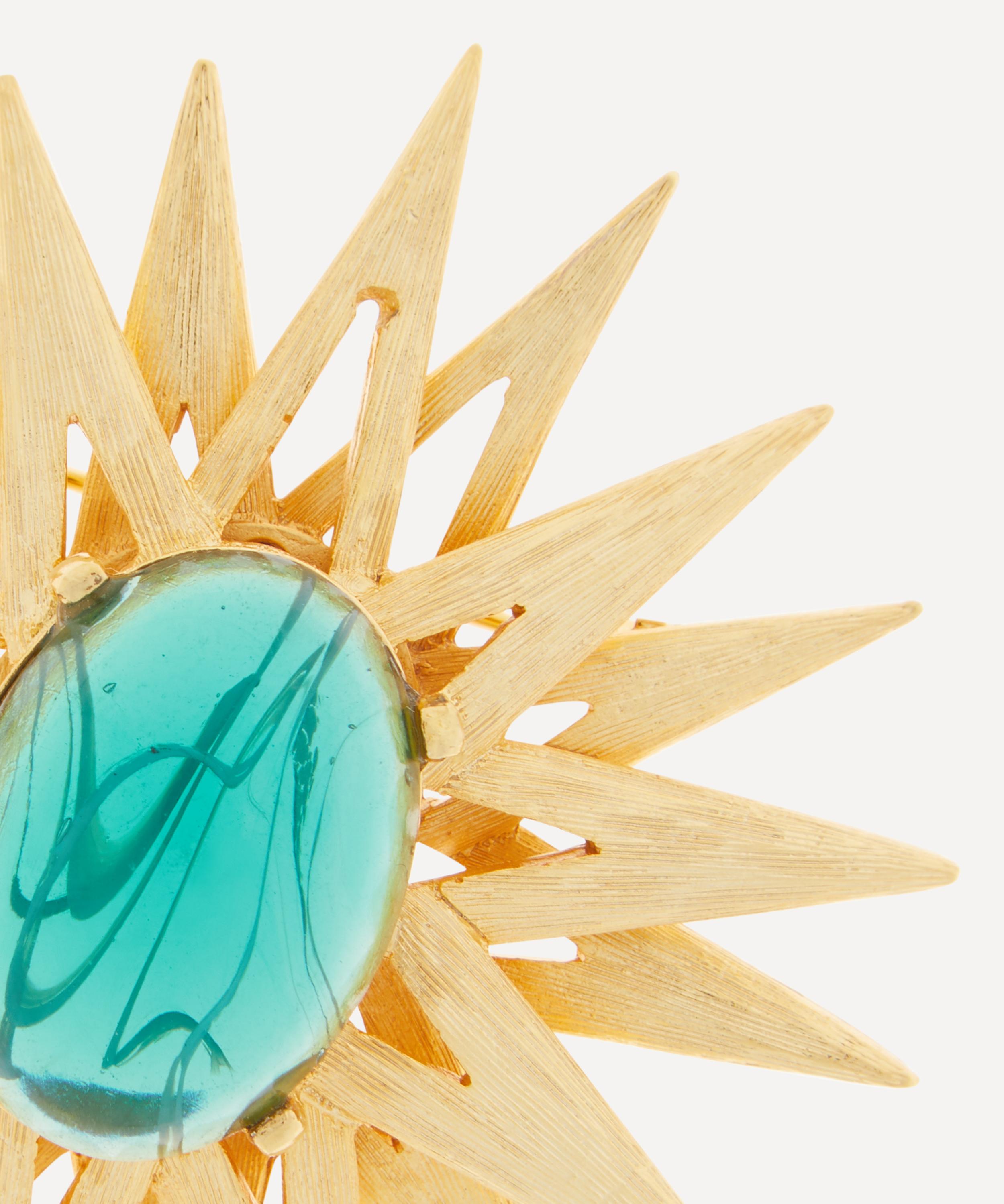 Kenneth Jay Lane - 22ct Gold-Plated Sunburst Emerald Cabochon Centre Brooch image number 2