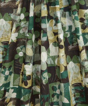 Liberty Fabrics - Vita Flora Tana Lawn™ Cotton image number 2