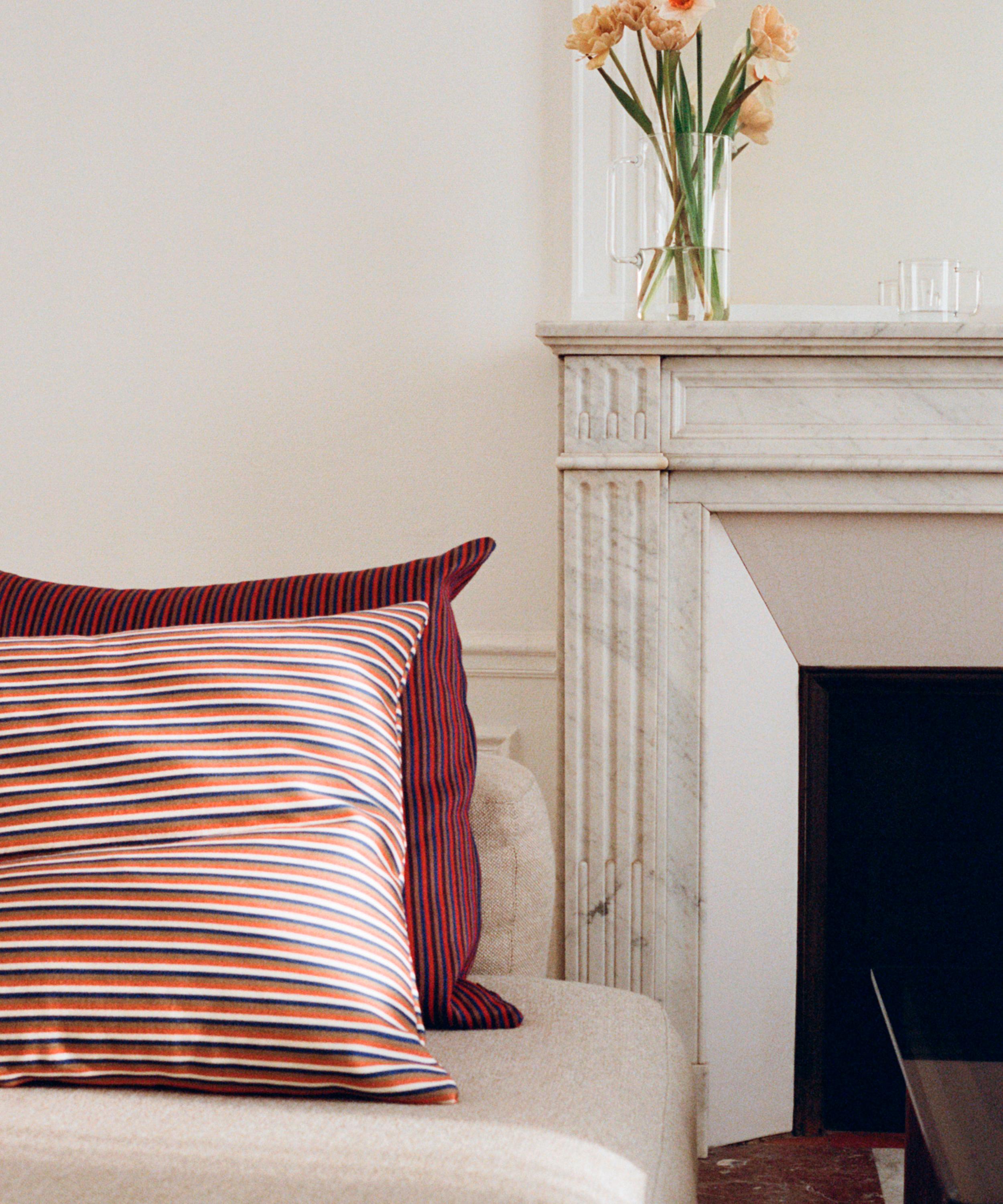 Hay - Ribbon Cushion image number 1