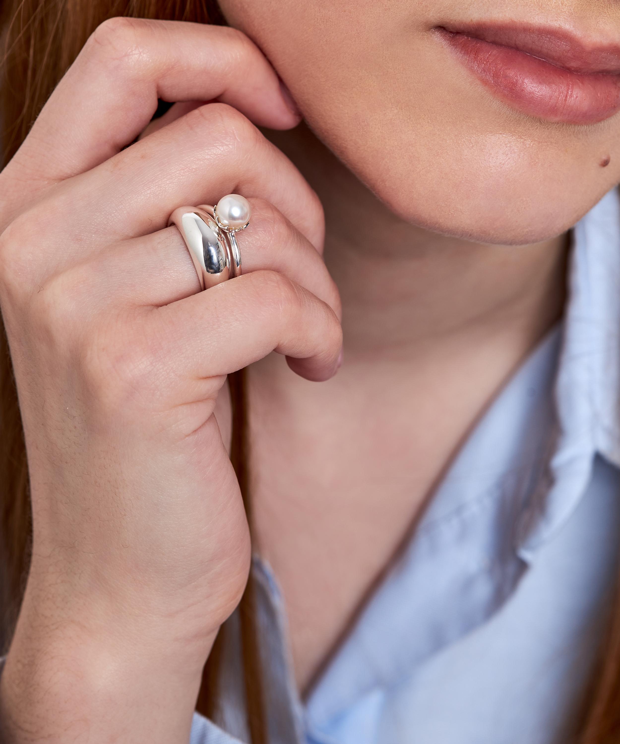 Pearl stacking store ring