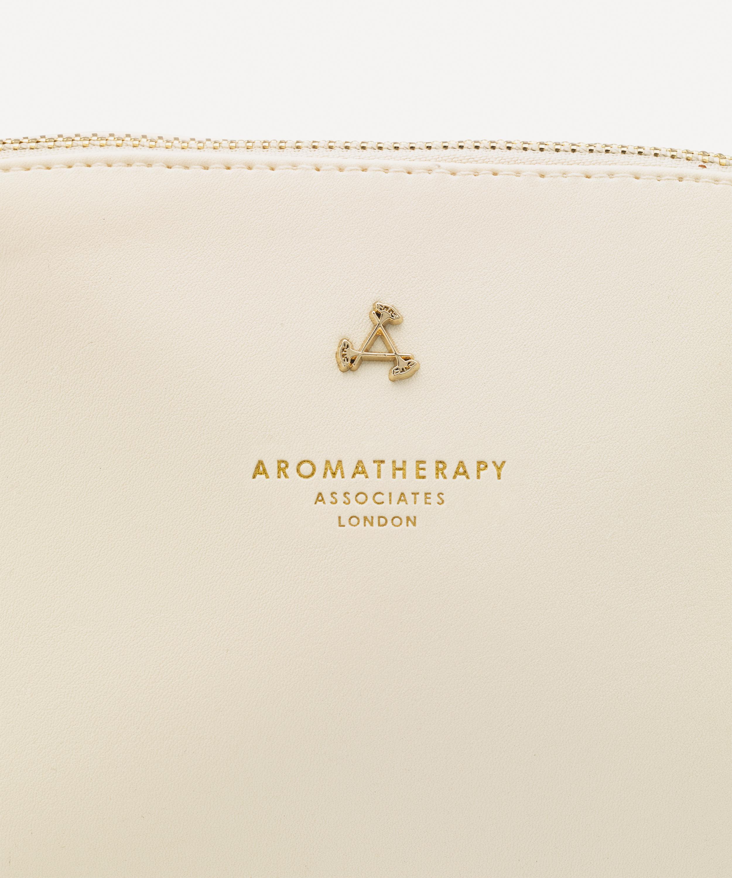 Aromatherapy Associates - The Best of Collection image number 4