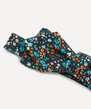 Liberty - Phoebe Silk Twill Bow Tie image number 4