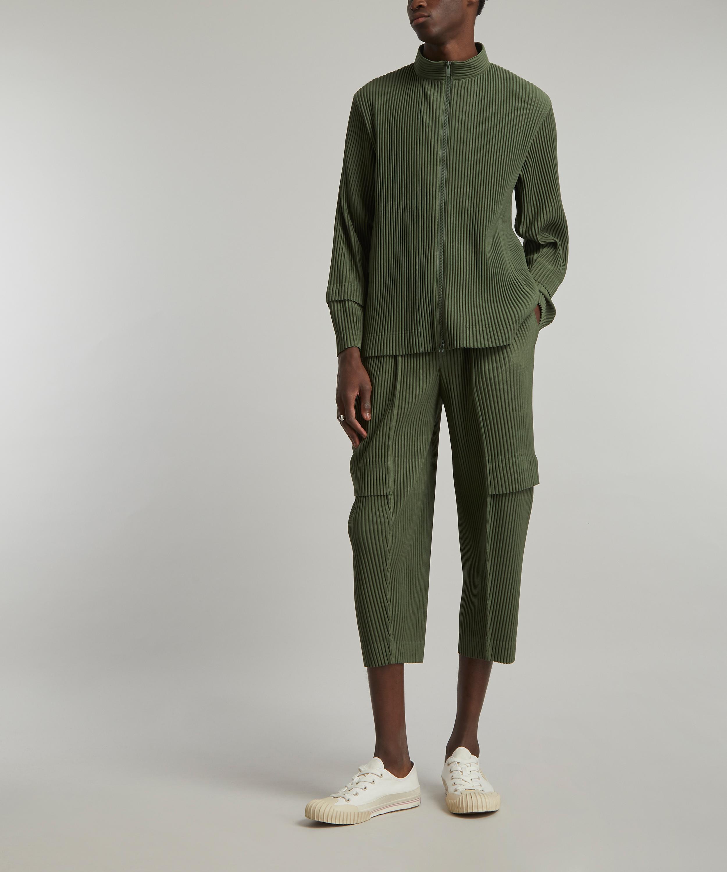 Homme Plissé Issey Miyake Men's Cargo Pleated Pant in Light Cedar