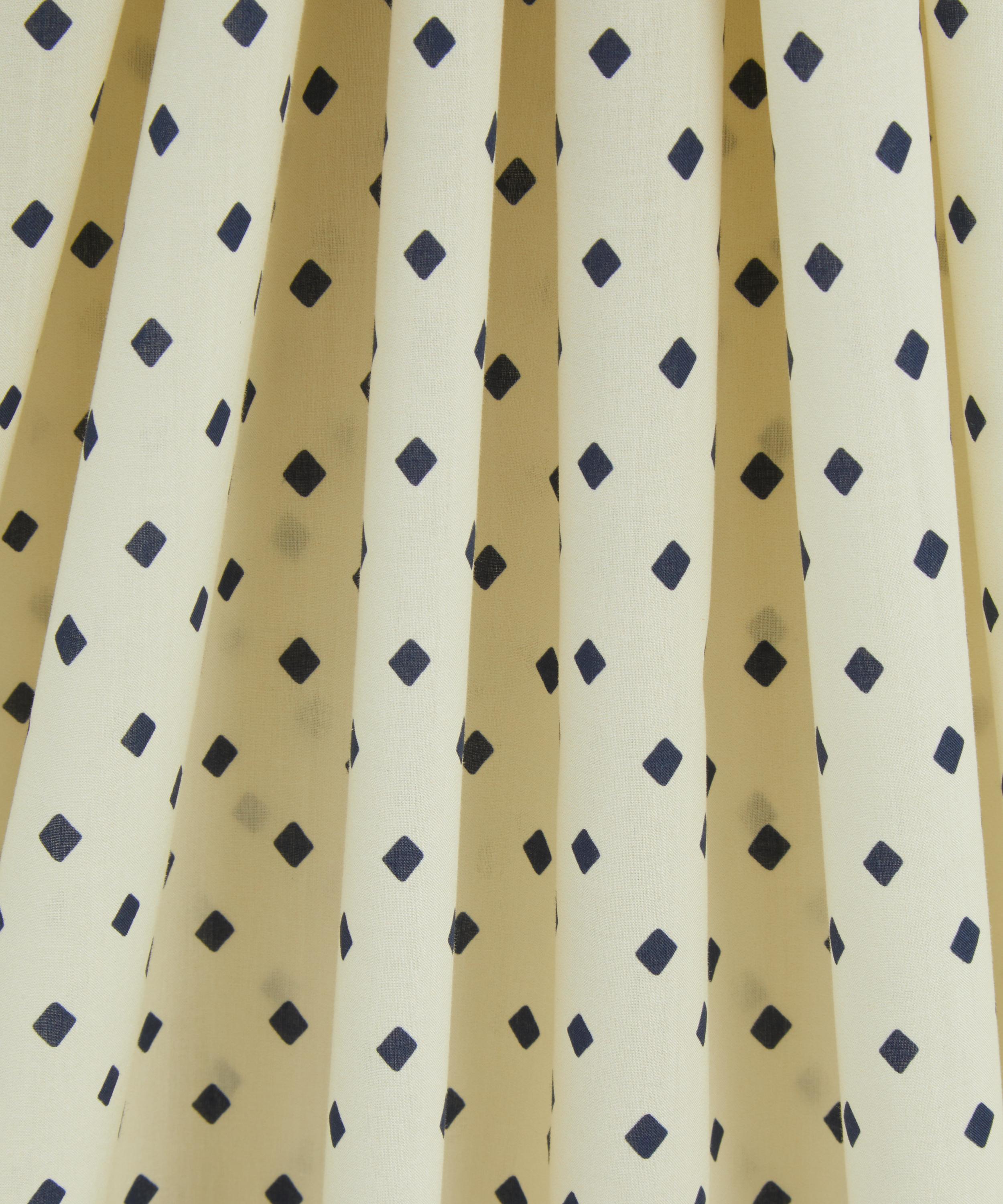 Liberty - Futurist Diamond Lawn™ Cotton image number 2