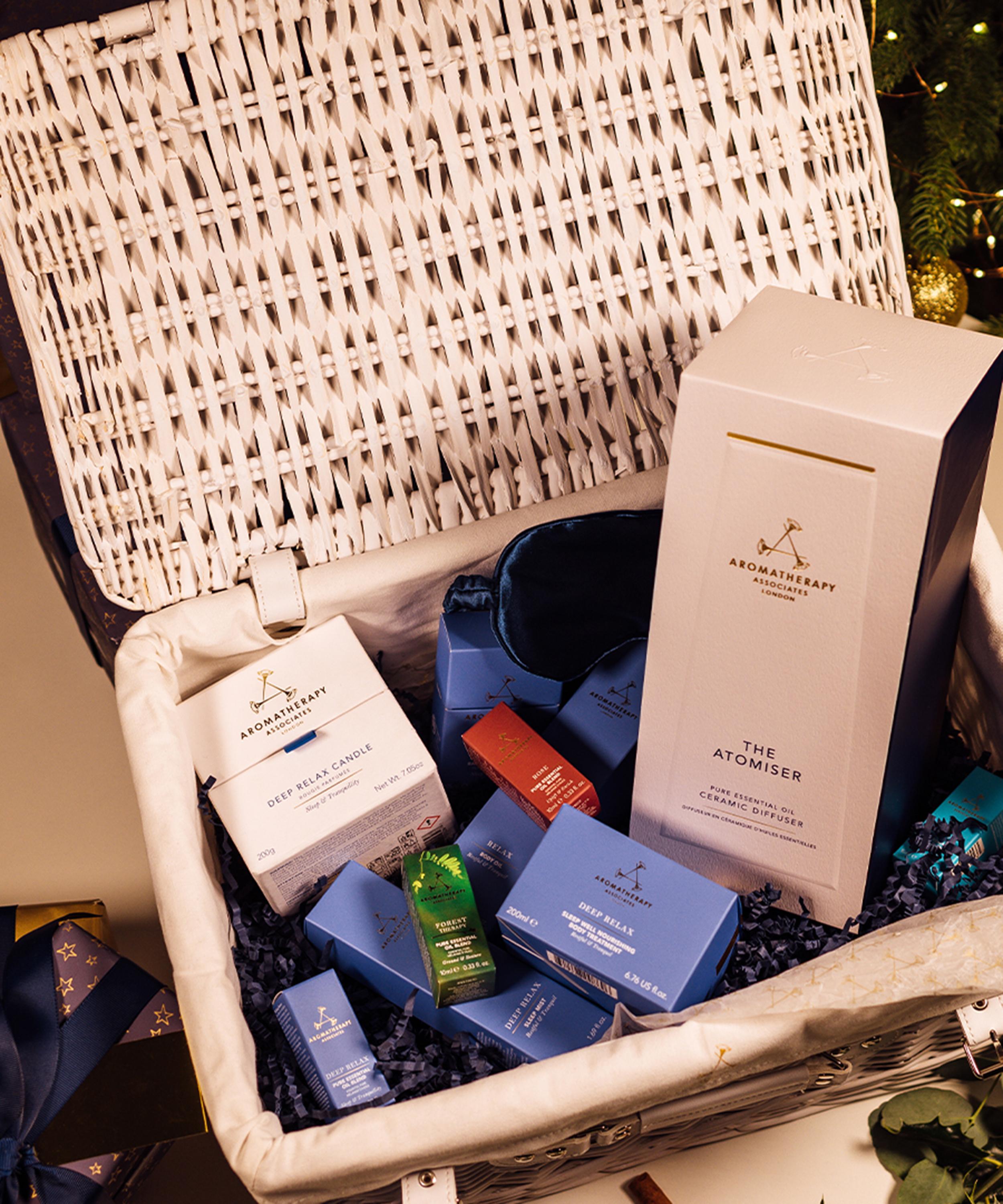 Aromatherapy Associates - Moments to Treasure Gift Set image number 3