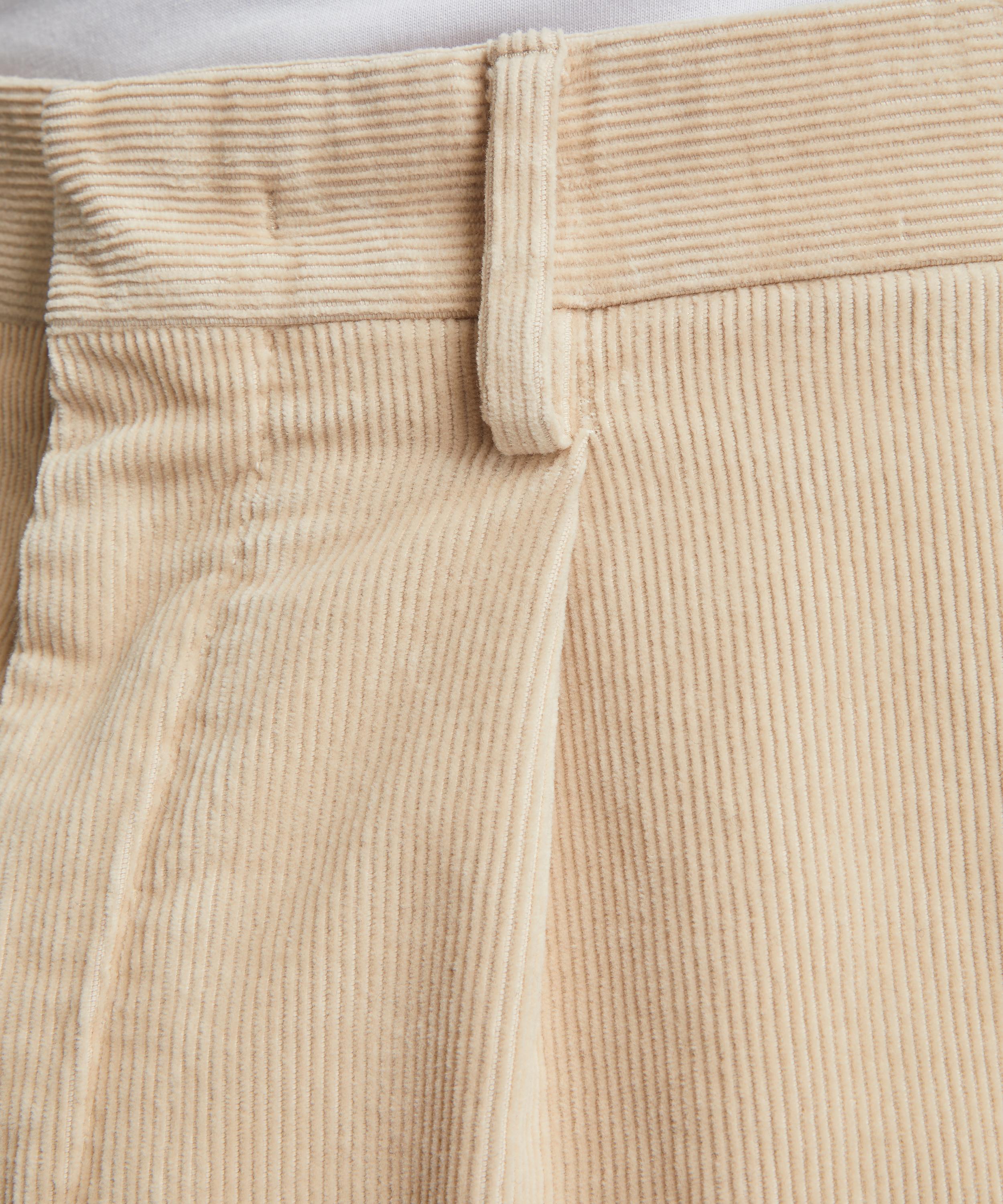 NN07 - Bill 1726 Relaxed Cotton Corduroy Trousers image number 4