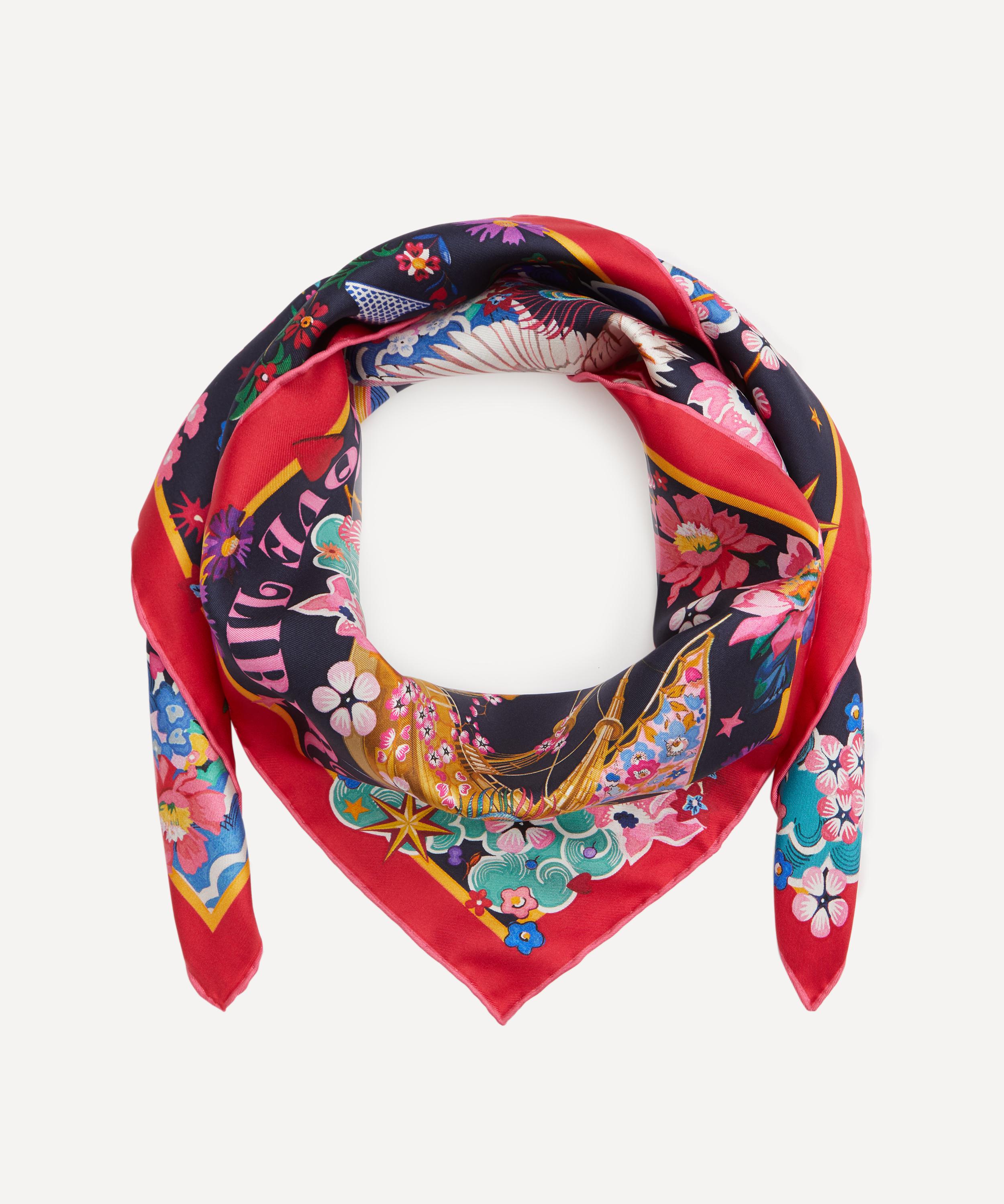 Liberty - Love Scarf 90x90 Silk Twill image number 2