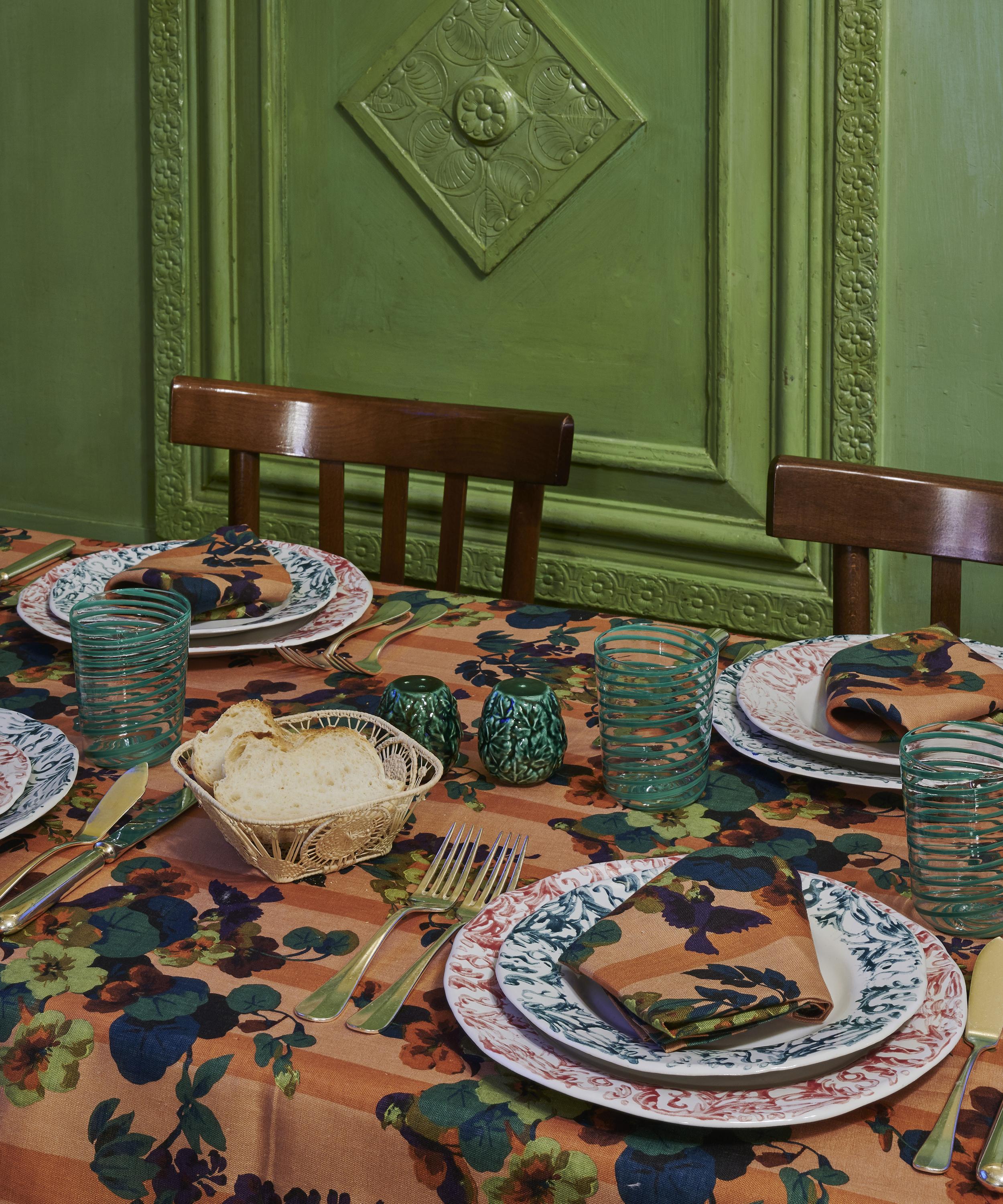 Cabana - Wisteria Rectangular 320x160cm Linen Tablecloth image number 1