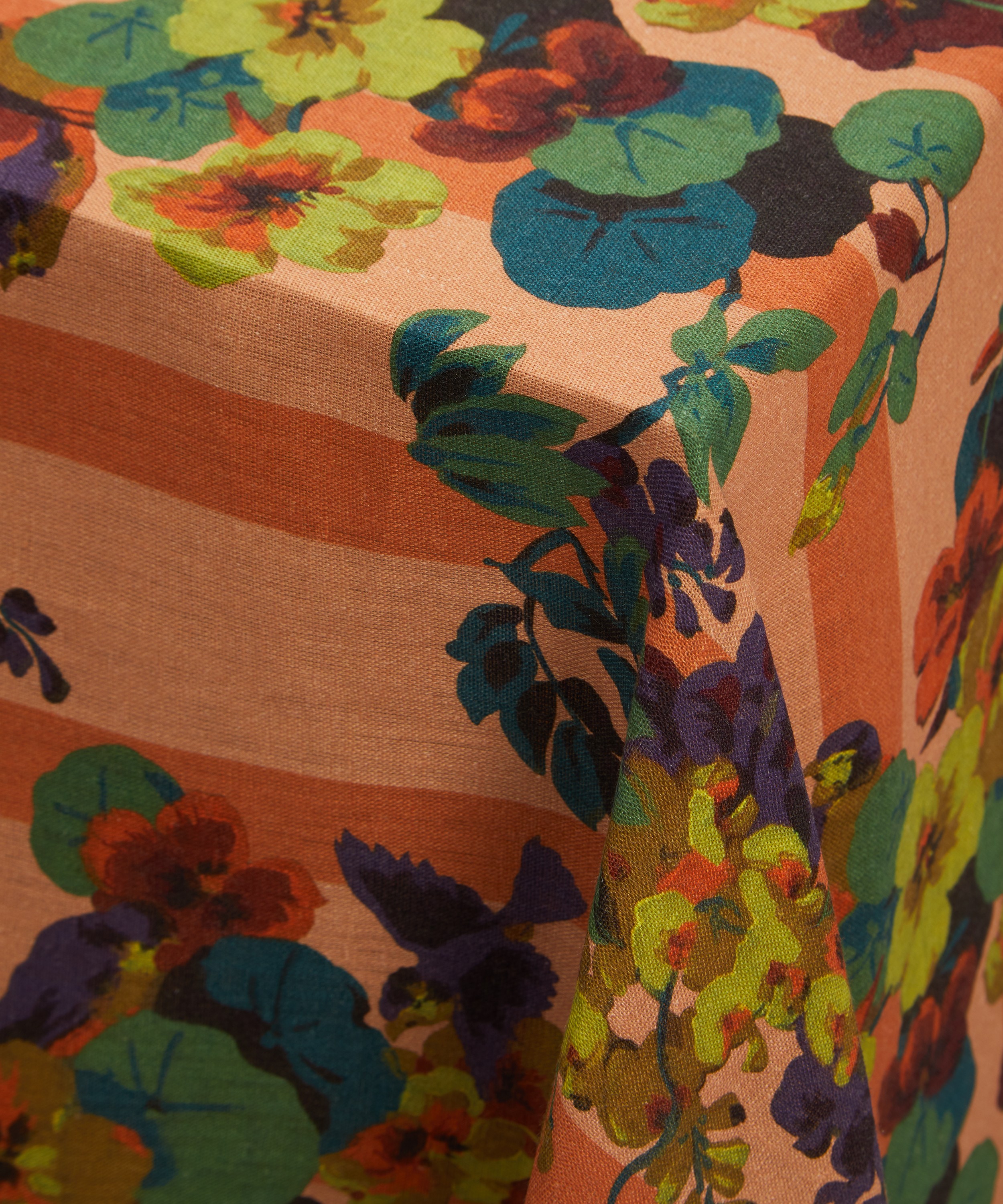 Cabana - Wisteria Square 250x250cm Linen Tablecloth image number 2