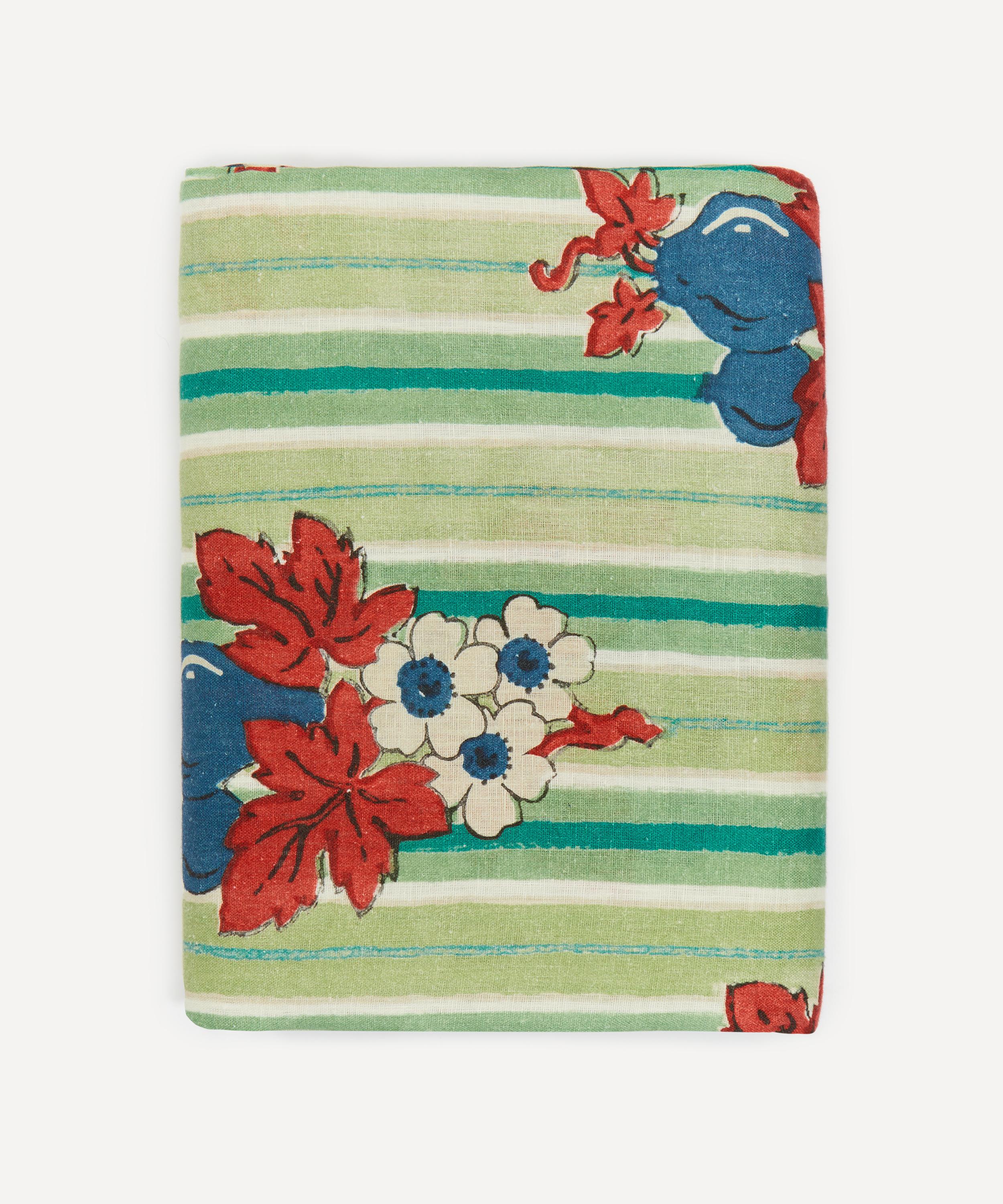 Cabana - Green Turnip Square 250x250cm Linen Tablecloth image number 0