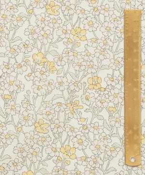 Liberty Fabrics - Chiltern Hill Lasenby Quilting Cotton image number 4