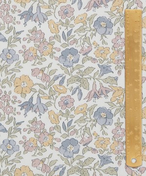 Liberty Fabrics - Mamie Flower Lasenby Quilting Cotton image number 4