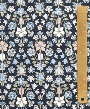 Liberty Fabrics - Hampstead Meadow Lasenby Quilting Cotton image number 4