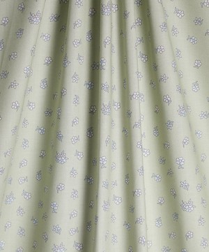 Liberty Fabrics - Hampton Sprig Lasenby Quilting Cotton image number 2