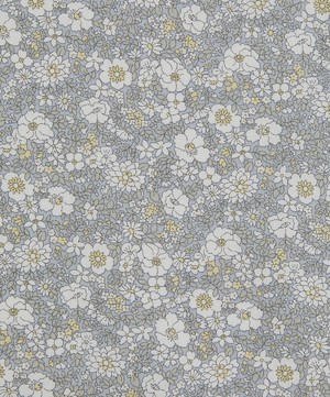 Liberty Fabrics - Arley Blossom Lasenby Quilting Cotton image number 0