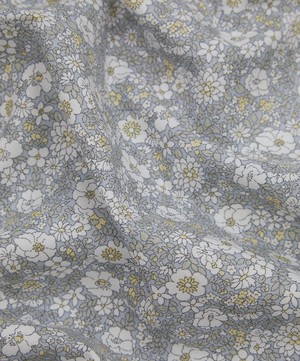 Liberty Fabrics - Arley Blossom Lasenby Quilting Cotton image number 3