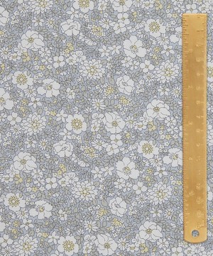 Liberty Fabrics - Arley Blossom Lasenby Quilting Cotton image number 4