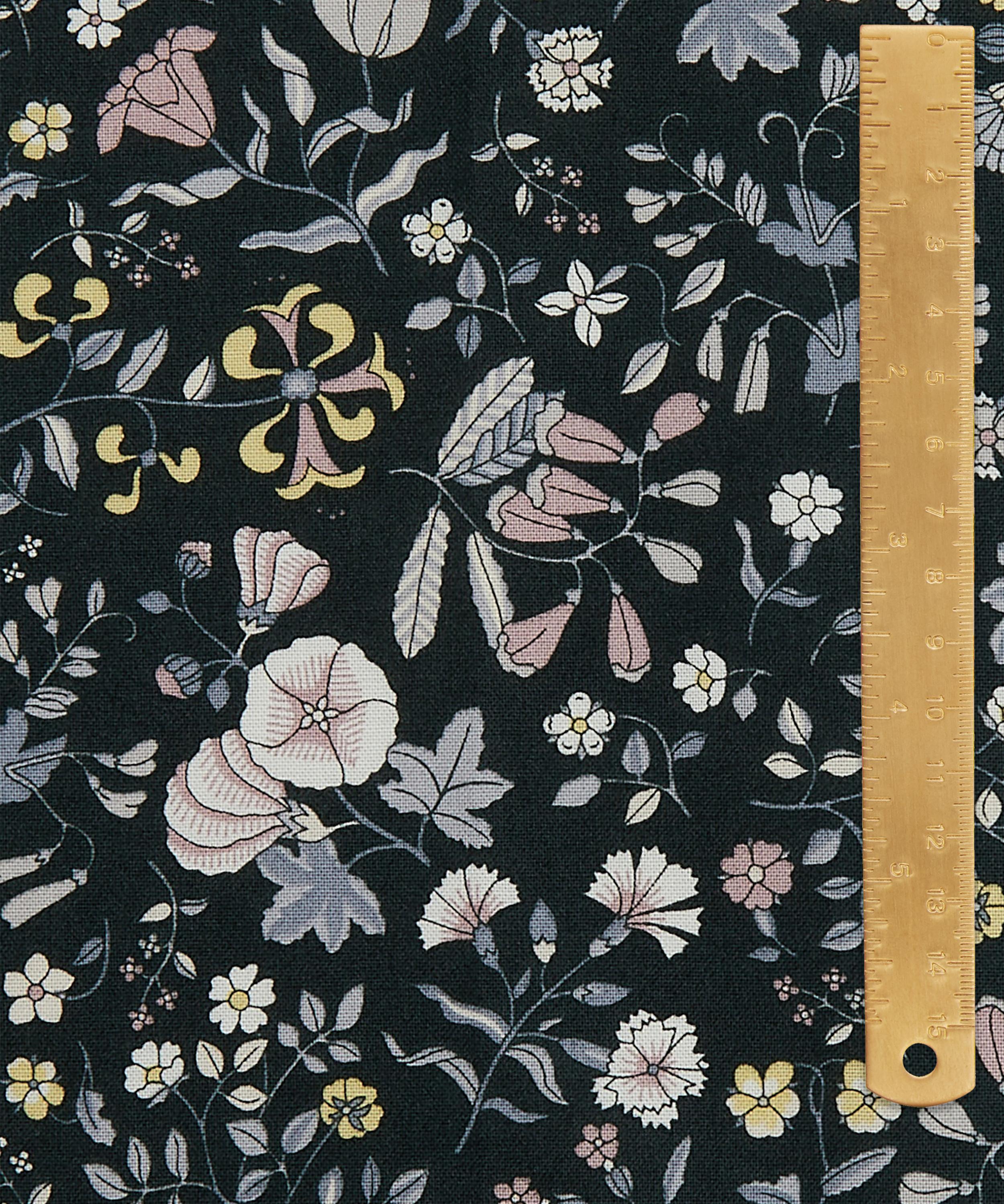 Liberty Fabrics - Wildflower Field Lasenby Quilting Cotton image number 4