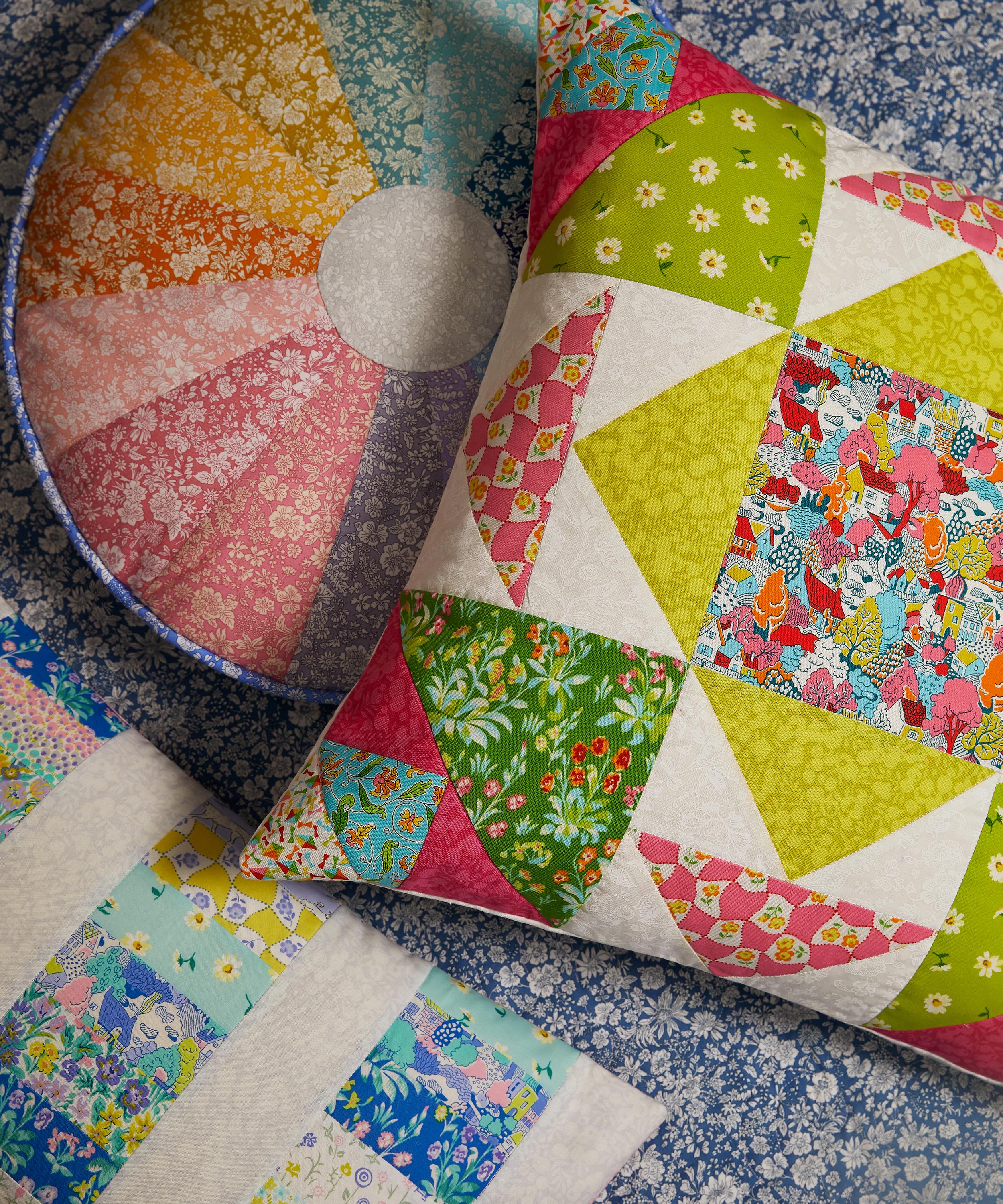 Liberty Fabrics - Heath View Lasenby Quilting Cotton image number 0