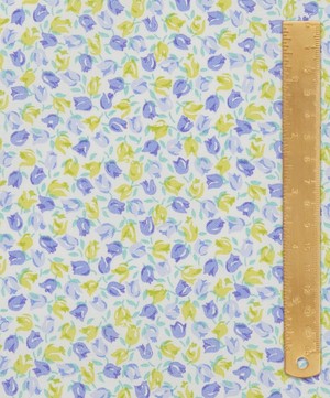 Liberty Fabrics - Tiny Tulips Lasenby Quilting Cotton image number 5