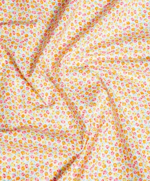 Liberty Fabrics - Tiny Tulips Lasenby Quilting Cotton image number 3