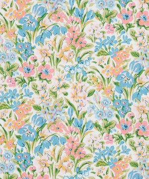 Liberty Fabrics - Kew Blooms Lasenby Quilting Cotton image number 0