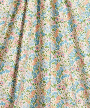 Liberty Fabrics - Kew Blooms Lasenby Quilting Cotton image number 2