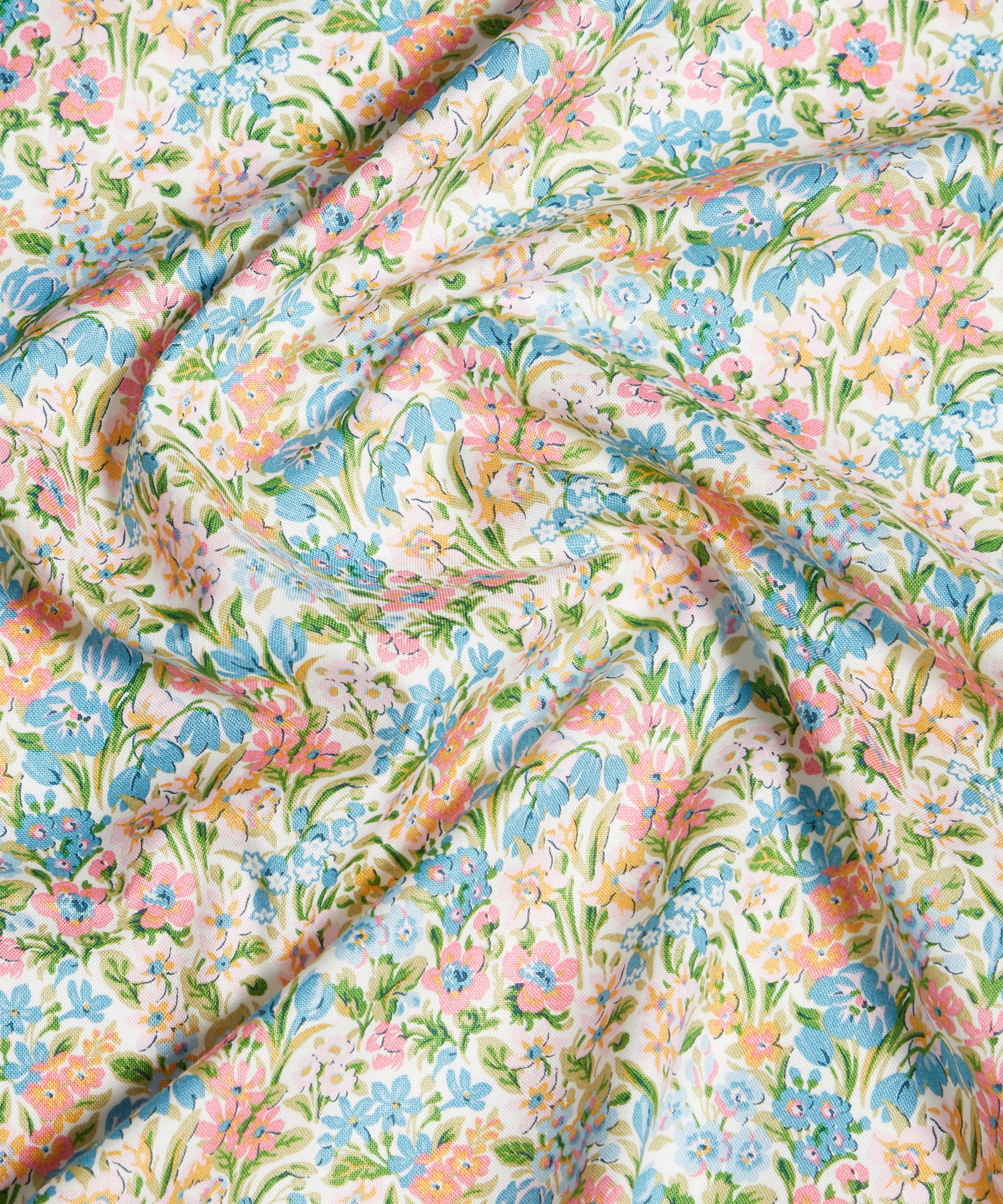 Liberty Fabrics - Kew Blooms Lasenby Quilting Cotton image number 3
