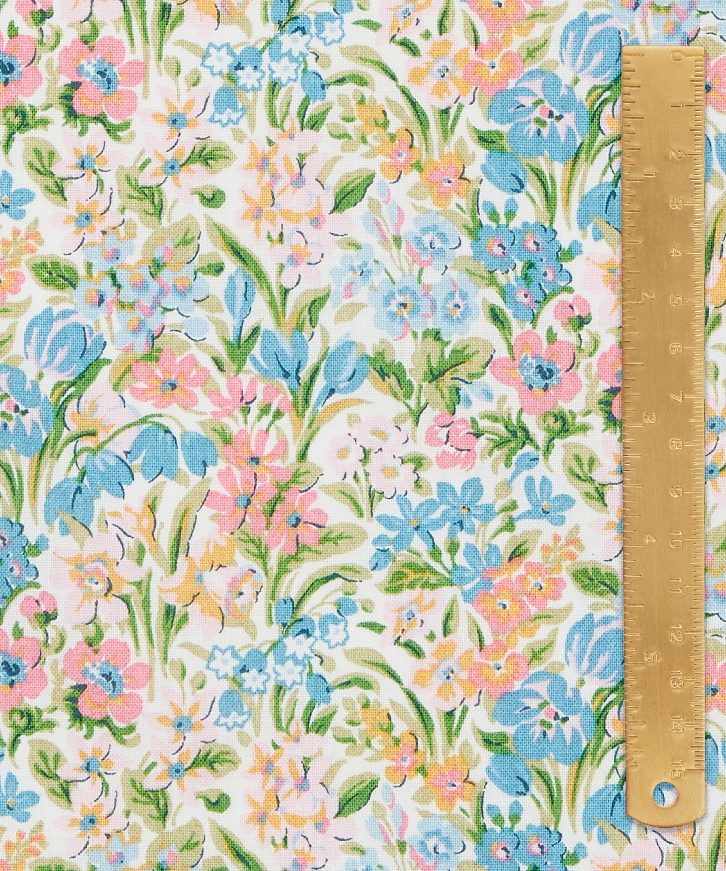 Liberty Fabrics - Kew Blooms Lasenby Quilting Cotton image number 4