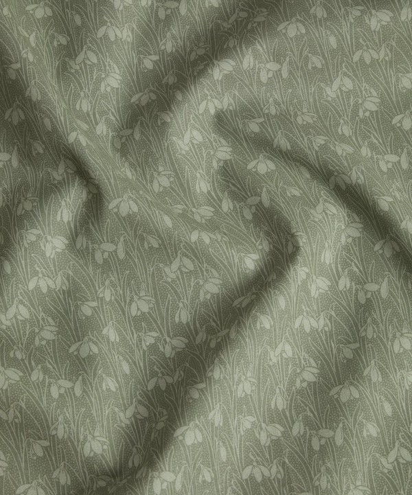 Liberty Fabrics Lichen Snowdrop Spot Lasenby Quilting Cotton | Liberty