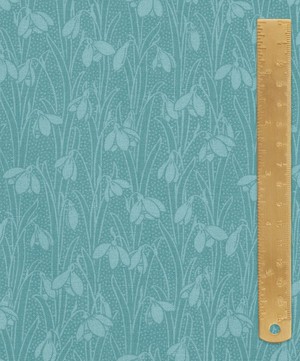 Liberty Fabrics - Steely Sky Snowdrop Spot Lasenby Quilting Cotton image number 4