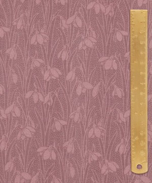Liberty Fabrics - Tea Rose Snowdrop Spot Lasenby Quilting Cotton image number 4